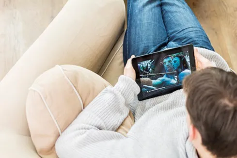 regarder film sur tablette
