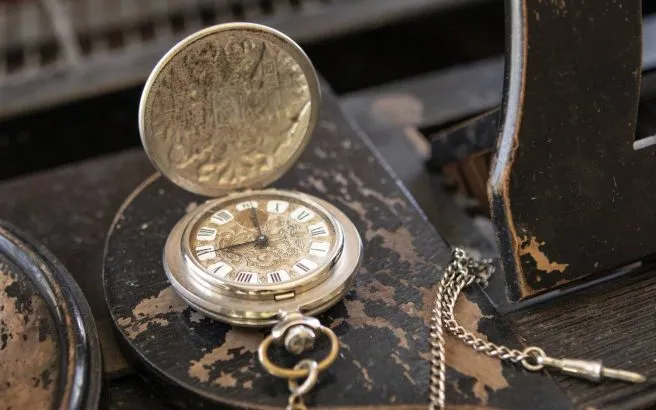 montre à gousset squelette